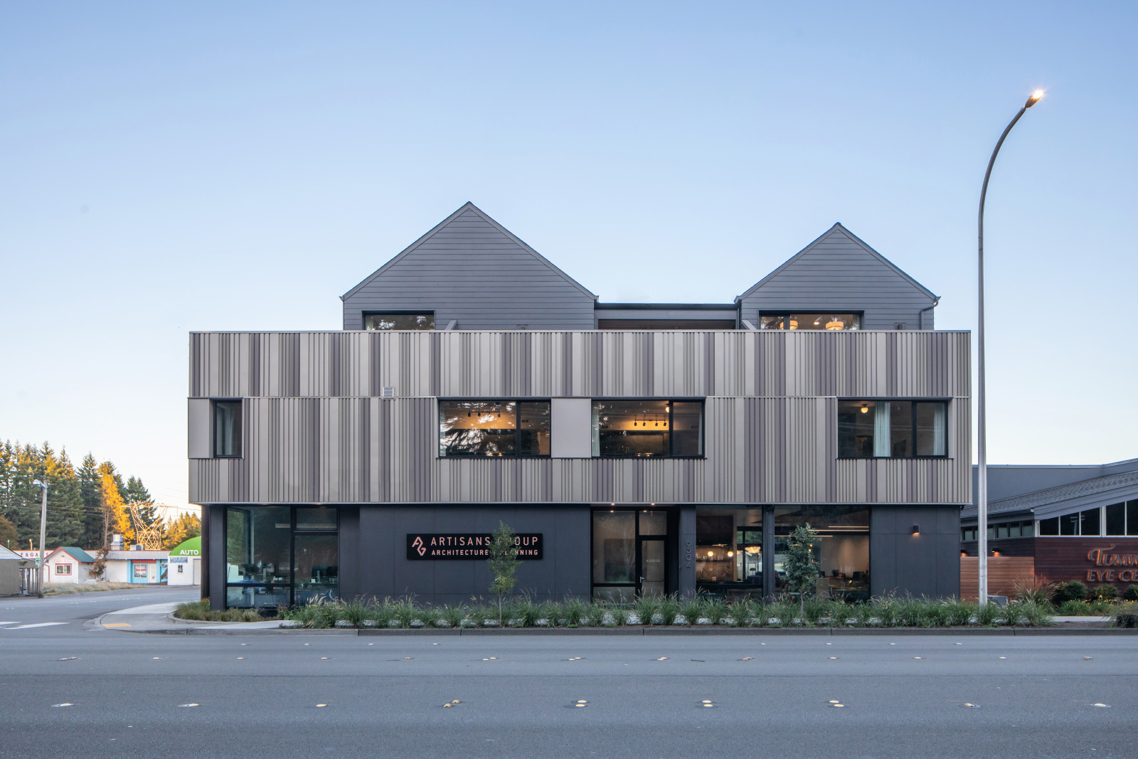 Slide number 2 - 2025poppi2M6A1127a