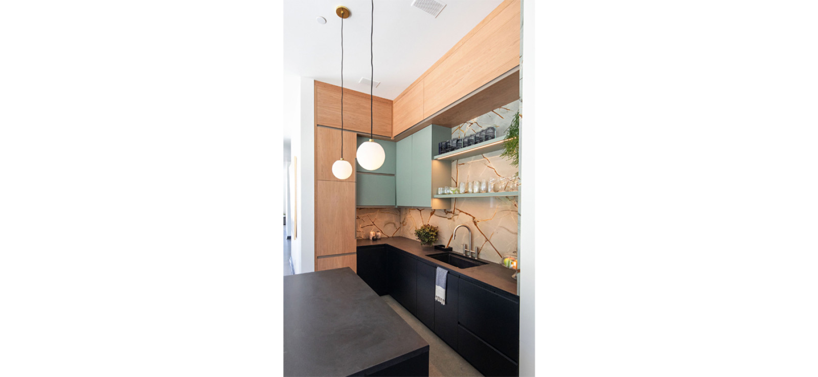 Slide number 5 - AGAP-Interior-1