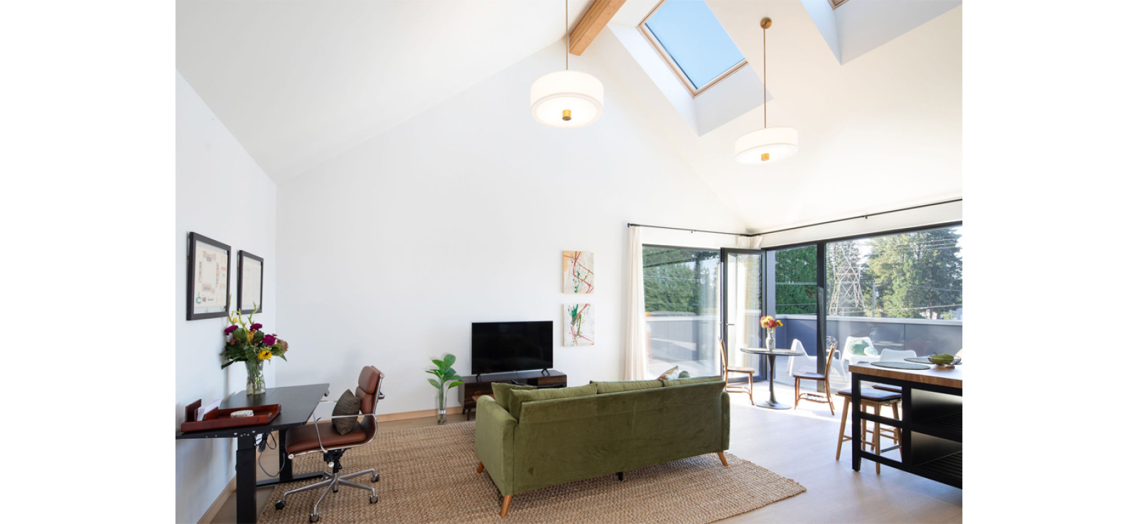 Slide number 9 - Rookery-Apartments-Interior-3